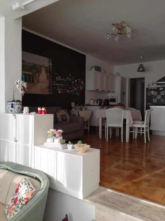 La Casa Del Mare Apartman Carrara Kültér fotó